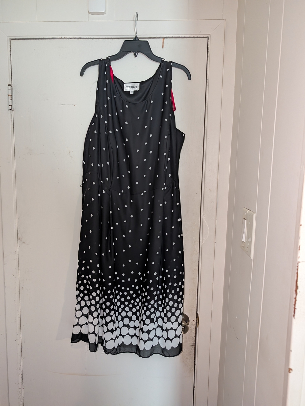 Studio I Black and White Polka Dot Sleeveless A-Line Dress